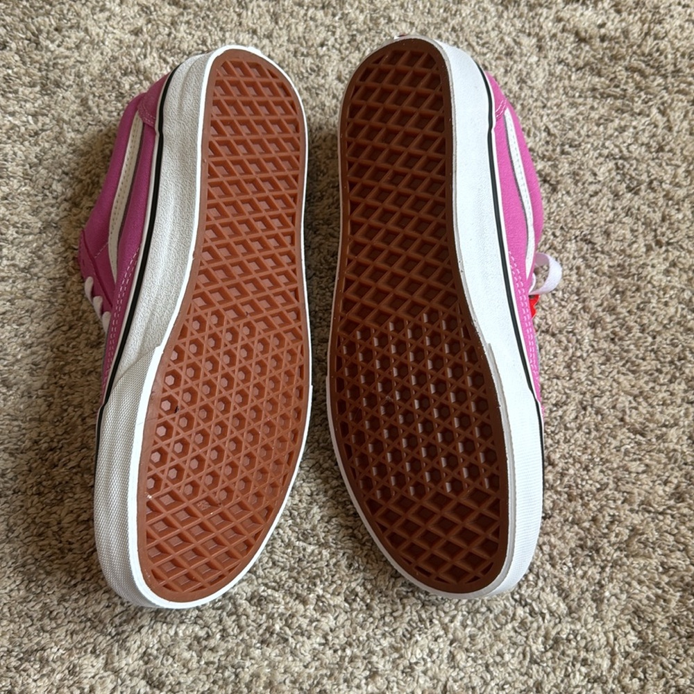 NWT Vans - Picture 4 of 4